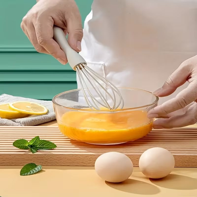 3 PIECE BAKING SET SILICONE SCRAPER EGG BEATER & GREASE BRUSH