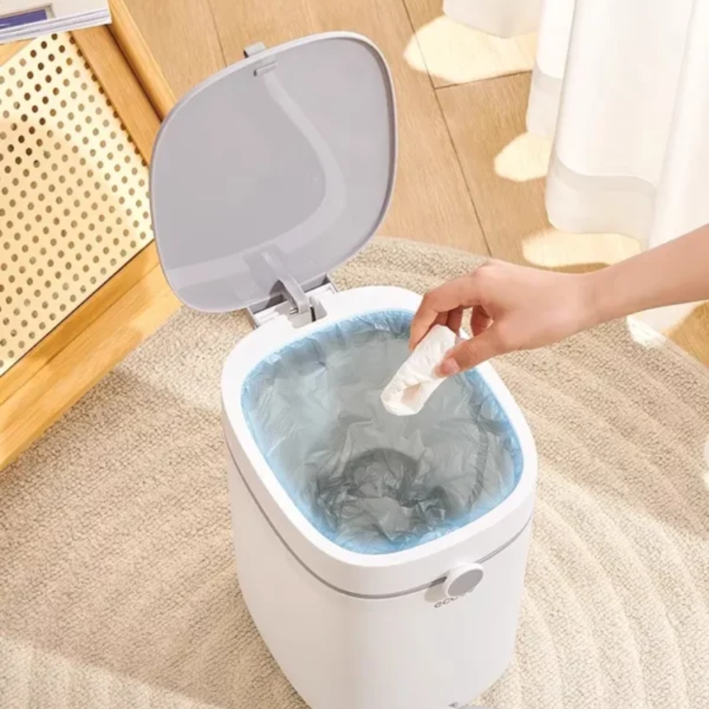 ECOCO FOOT-PEDAL TRASH CAN WITH LID 11L – LARGE-CAPACITY COVERED DUSTBIN FOR KITCHEN BATHROOM BEDROOM & LIVING ROOM