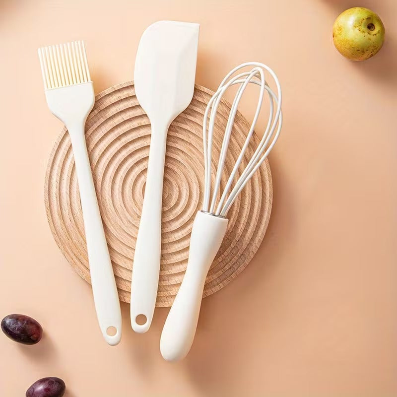 3 PIECE BAKING SET SILICONE SCRAPER EGG BEATER & GREASE BRUSH
