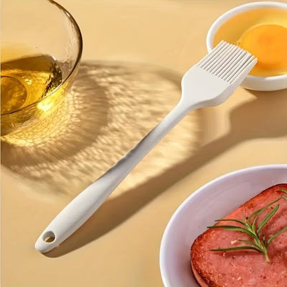 3 PIECE BAKING SET SILICONE SCRAPER EGG BEATER & GREASE BRUSH