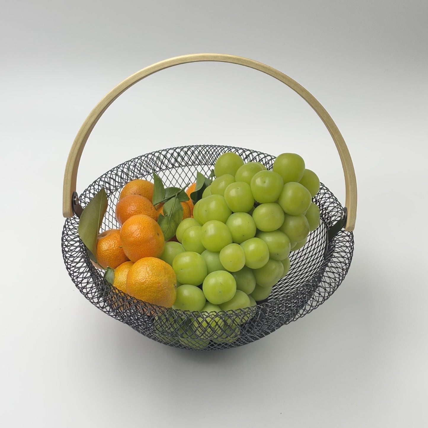 Kitchen Fruit Basket Hanging Round Wire Basket With Handle
