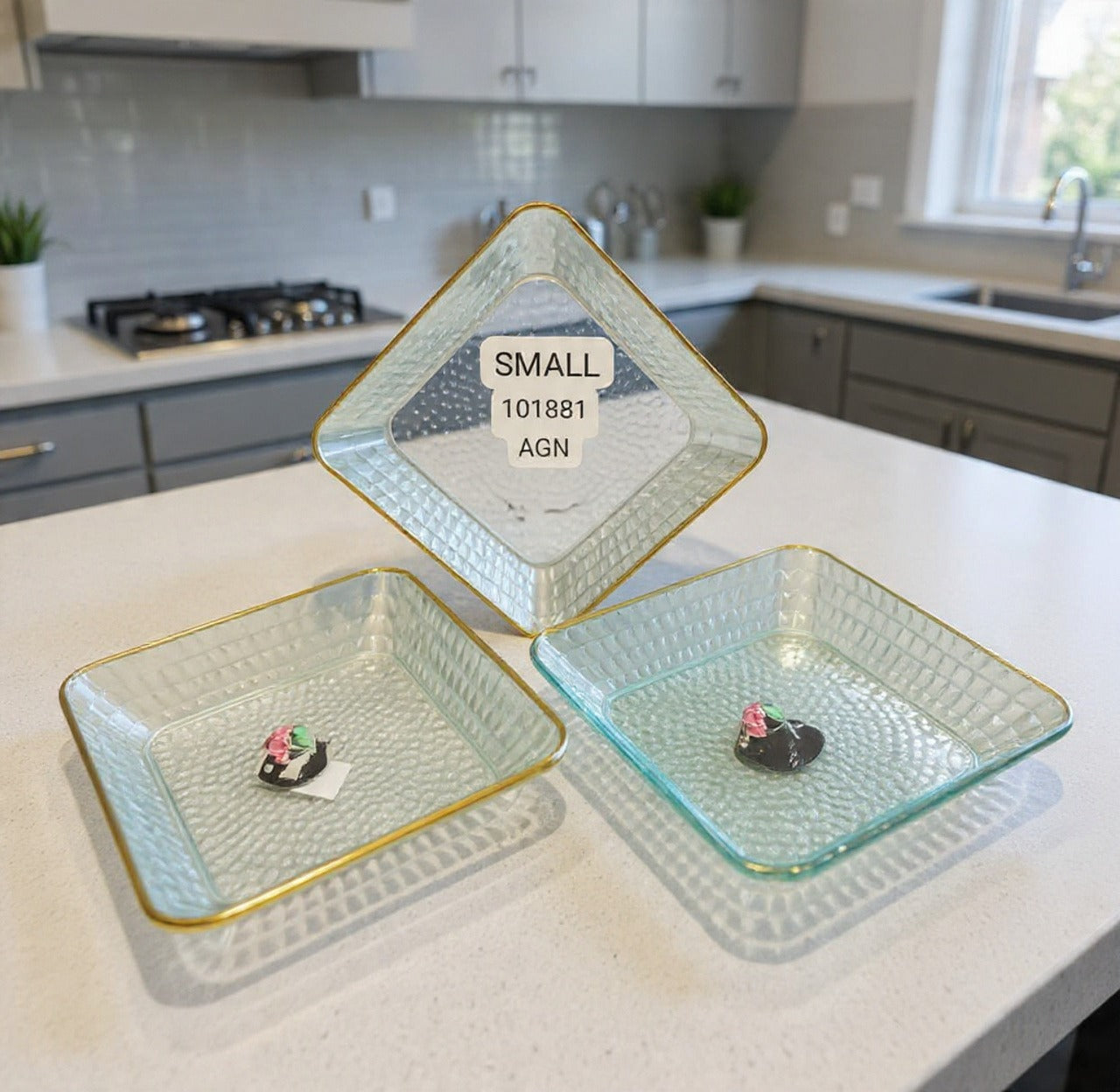 Acrylic Glammered Pattern Serving Food Plate