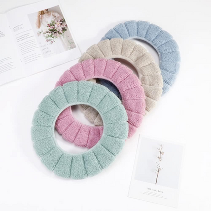 Plush Universal Toilet Seat Cover – Soft, Washable, Stretchable Cushion (Multiple Colors)