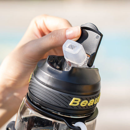 Kids Water Bottle – 600ml Lightweight Bottle with Easy Flip Lid