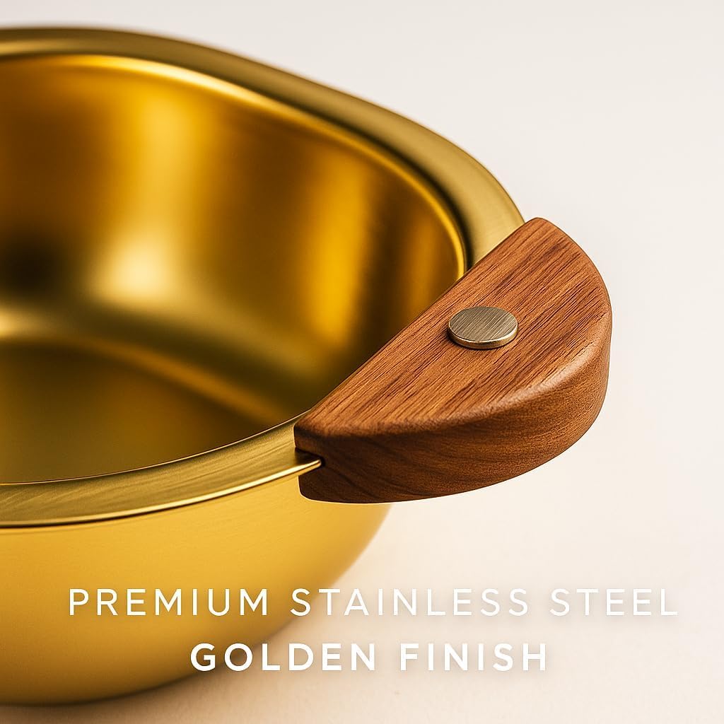 Golden Luxe Gravy Bowl – Wooden Handle Elegance