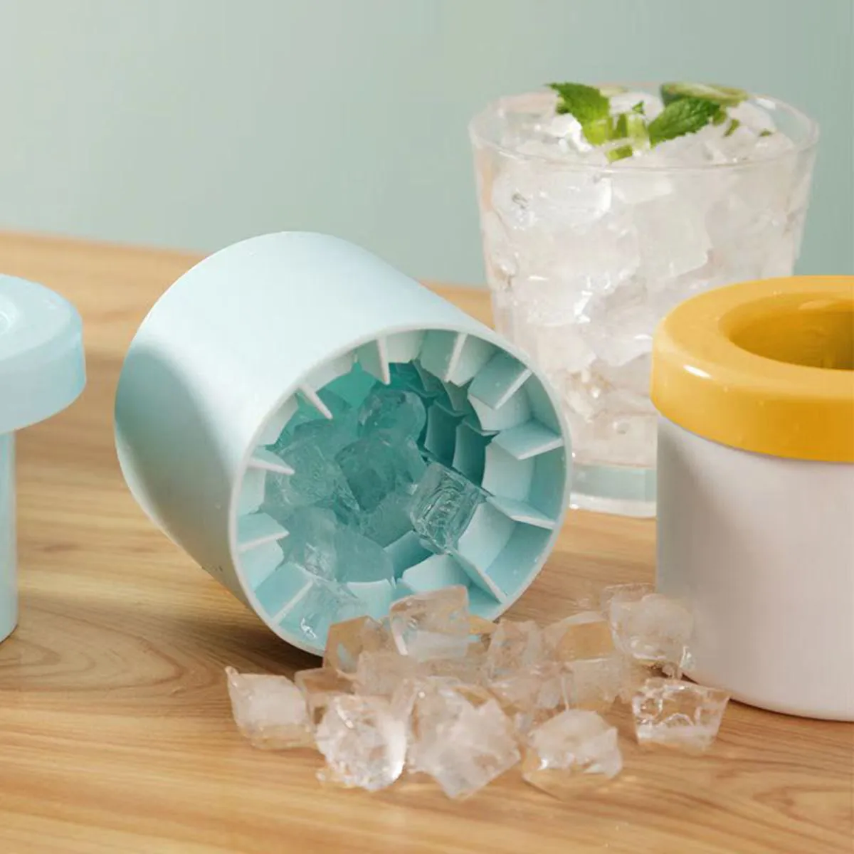 Large Silicone Ice Bucket for 2 Drinks - Space Saving, Easy to Use - Image 2