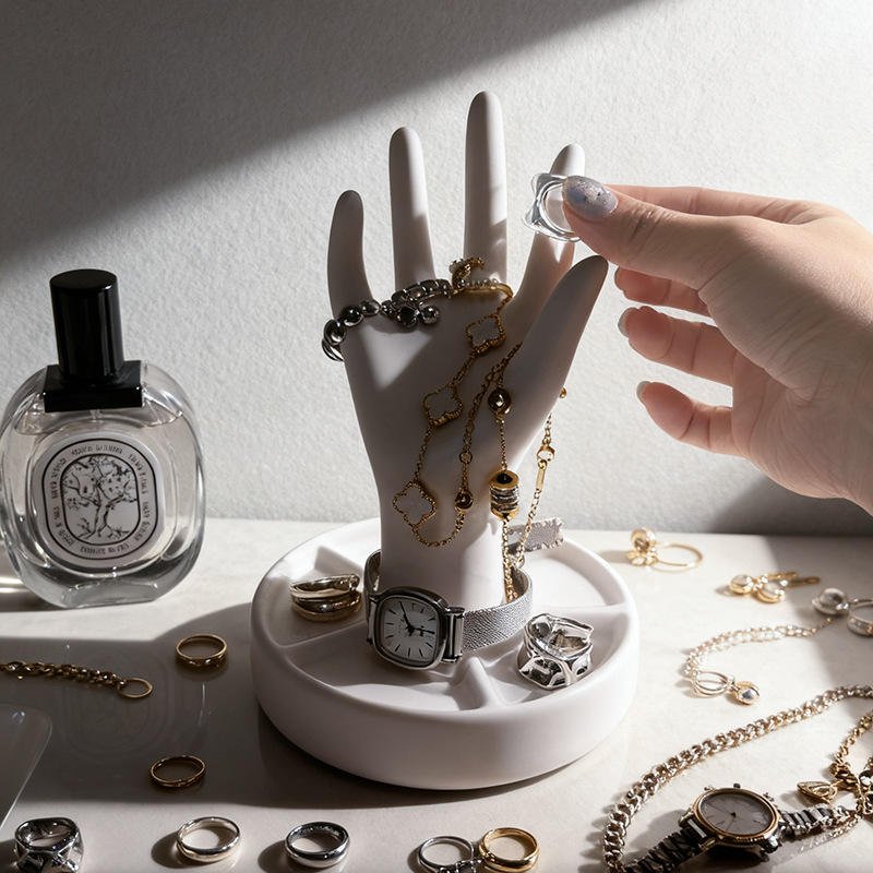 Aesthetic Hand Ring & Bracelet Display Stand - Image 3