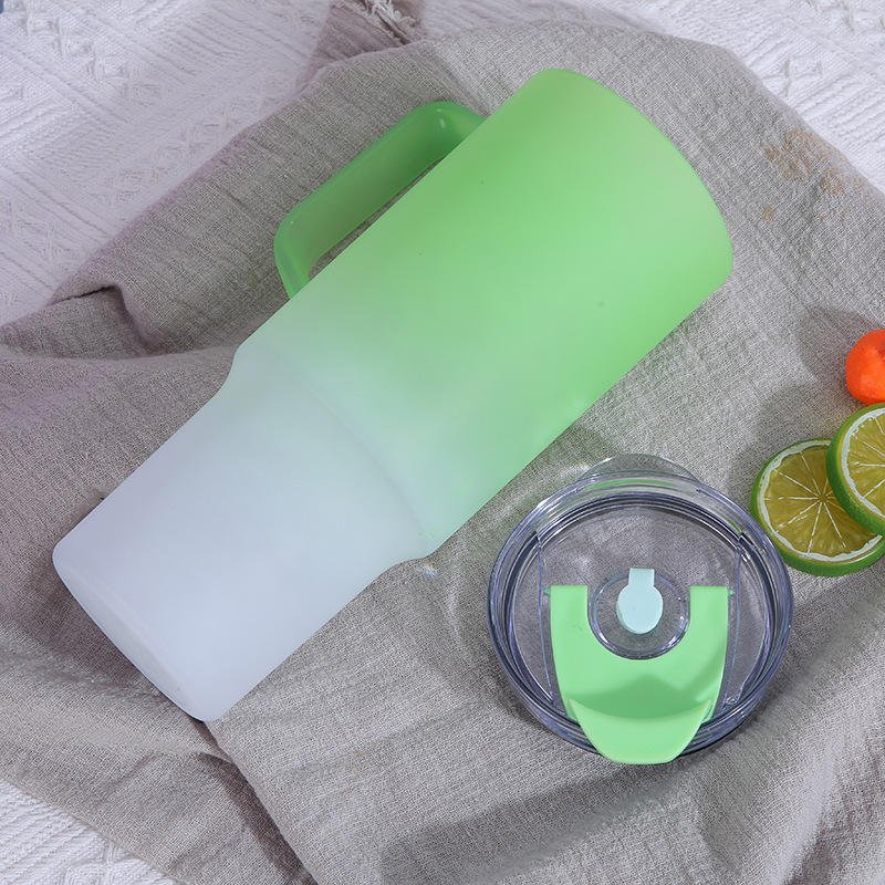 3-Piece Gradient Plastic Bootles Set With Straw Handle - Image 4