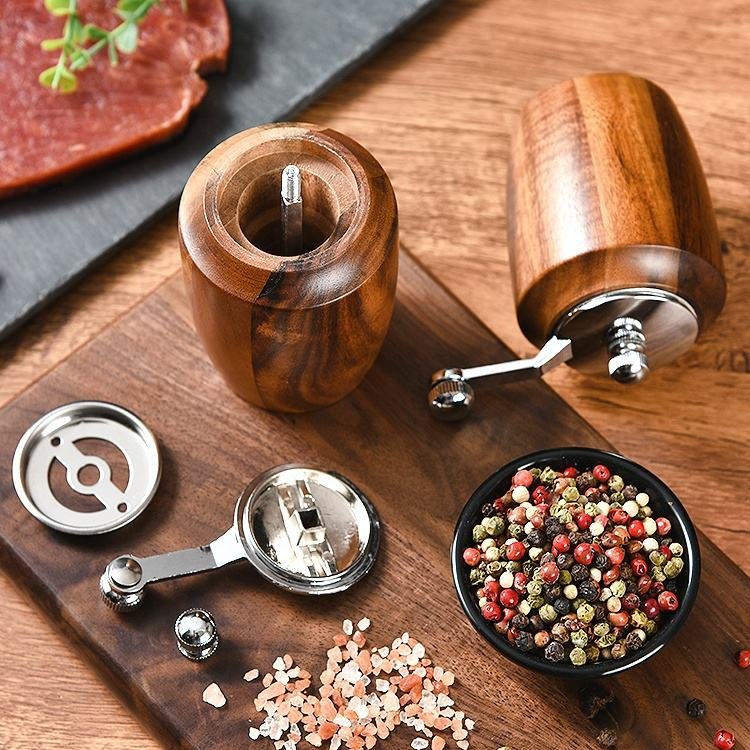 1 Piece Set Solid Wood Salt and Pepper