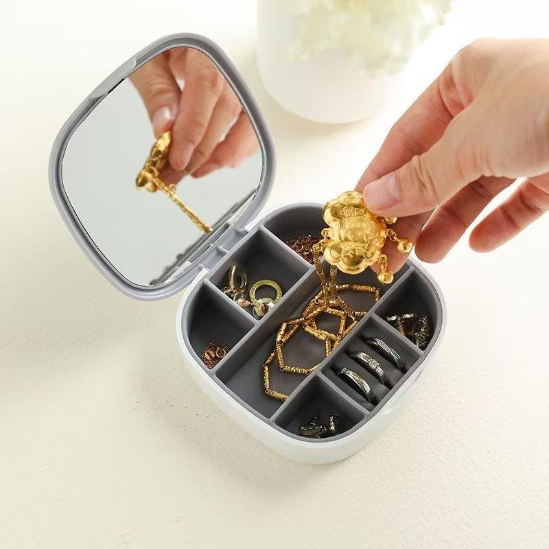 Mini Portable Cosmetic & Jewelry Organizer With Mirror - Image 5