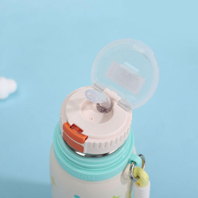 Stainless Steel Vacuum Bottle 550ML – Kids Insulated Thermal Water Bottle - Image 4