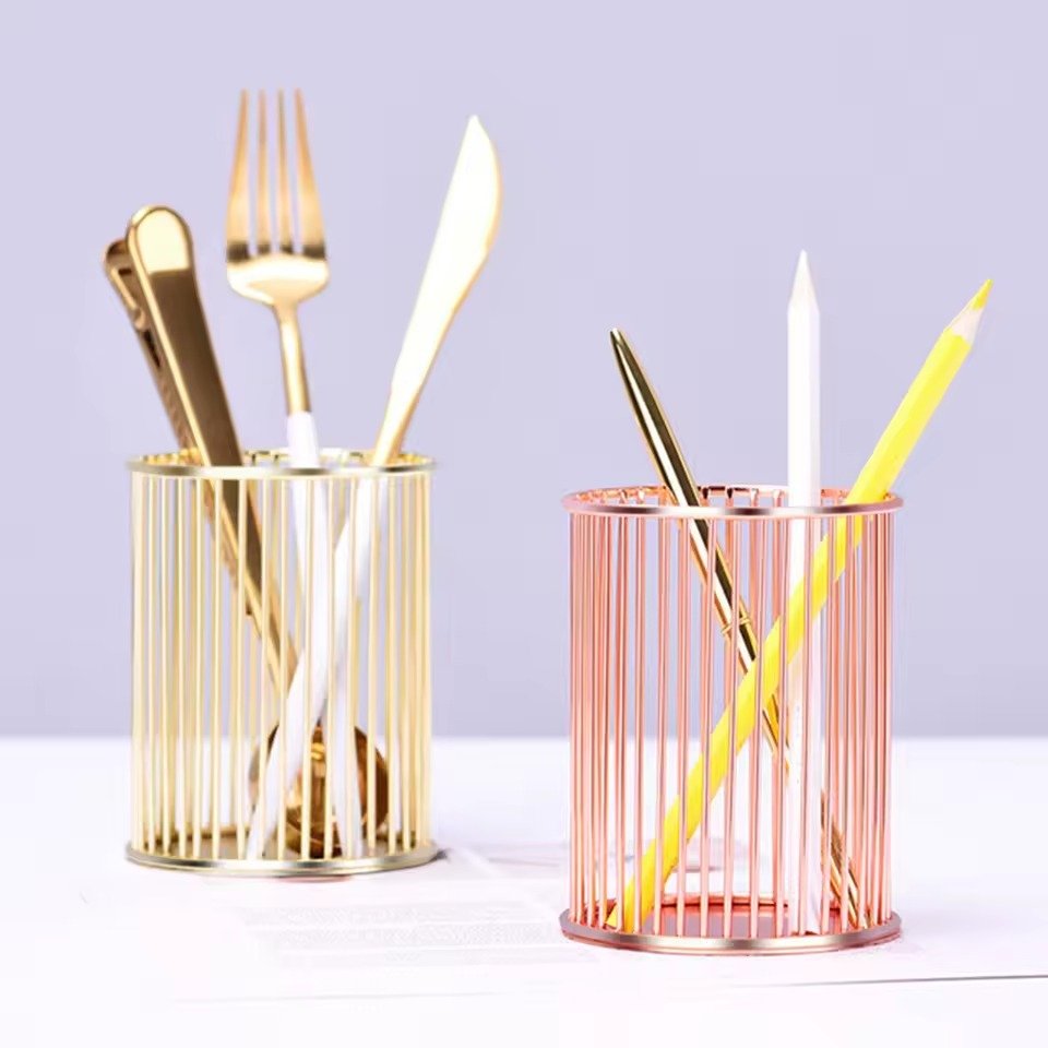 Nordic Wire Metal Desktop Pen Makeup Organizer - Image 3