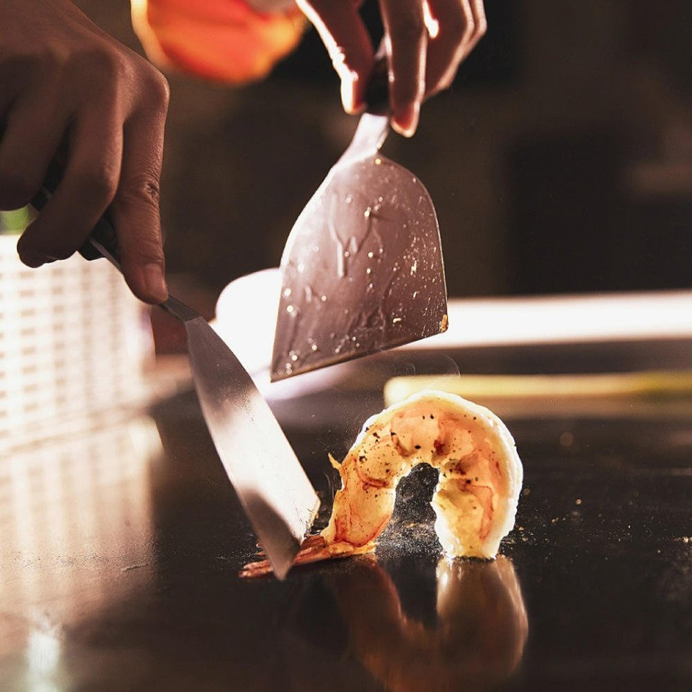 STAINLESS STEEL WOODEN HANDLE TEPPANYAKI SHOVEL NON-SLIP TURNER - Image 2